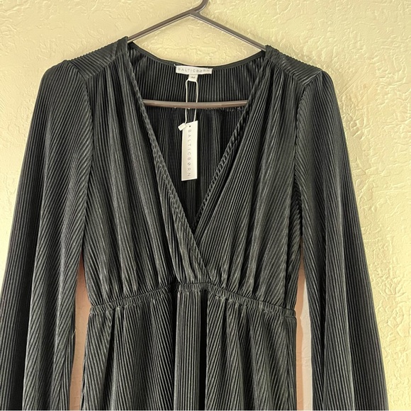 Baltic Born Venus Pleated V-Neck Long Sleeve Maxi Dress in Black - Picture 3 of 12